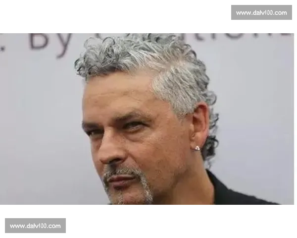 似水流年！22 岁大罗 34 球锋芒毕露，31 岁巴乔 23 球老骥伏枥