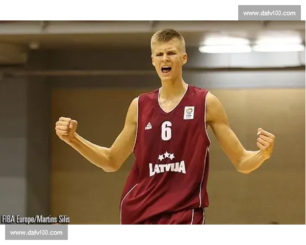 波尔津吉斯 34+19 独木难支 拉脱维亚惜败立陶宛止步 16 强 波尔津吉斯 34+19 独木难支 拉脱维亚惜败立陶宛止步 16 强